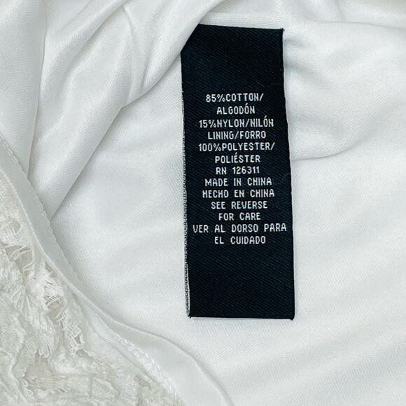 Ronni Nicole Knee Length Dress, Sleeveless, White Lace, Size 8 - Picture 5 of 9